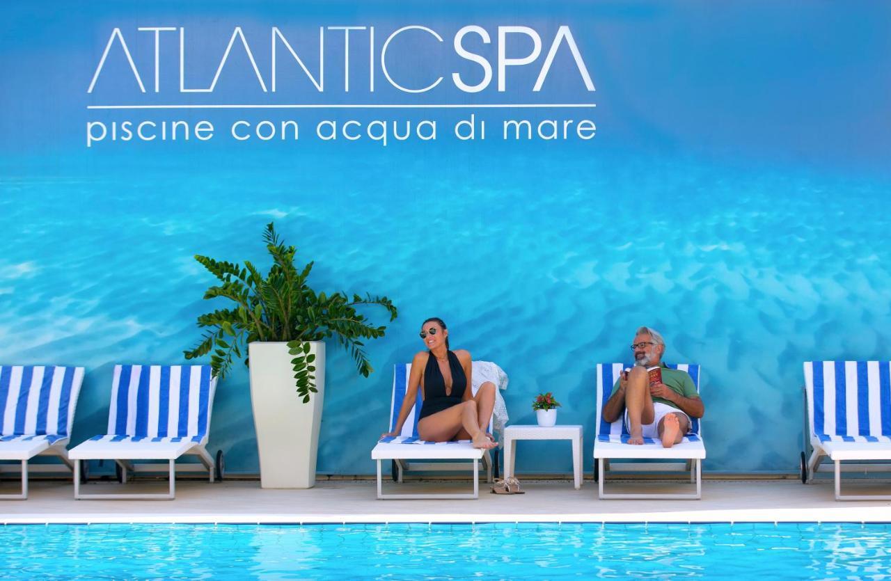 Atlantic Hotel & Spa Riccione Exterior foto