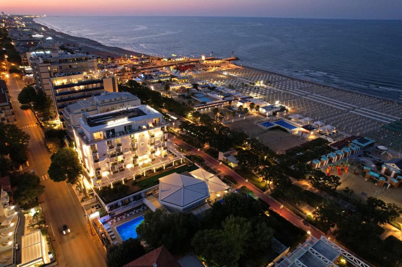 Atlantic Hotel & Spa Riccione Exterior foto