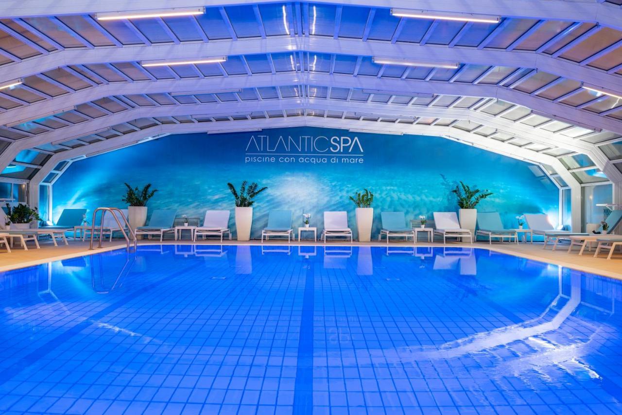 Atlantic Hotel & Spa Riccione Exterior foto